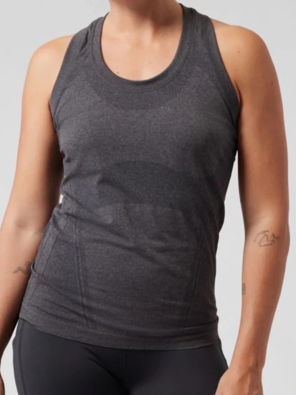 Athleta Momentum Seamless Tank Top Heathered Charcoal Grey Small Like New
